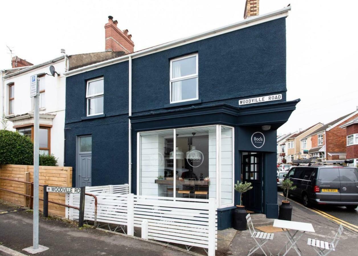Beautiful Two Bed Mumbles Flat - With Parking Space ภายนอก รูปภาพ